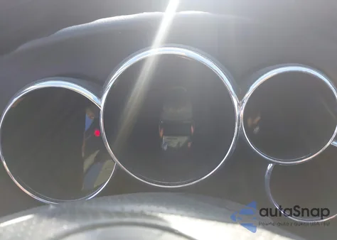 2007 Toyota Corolla Matrix Xr z USA, uszkodzony, nr VIN 2T1KR32E07C682998